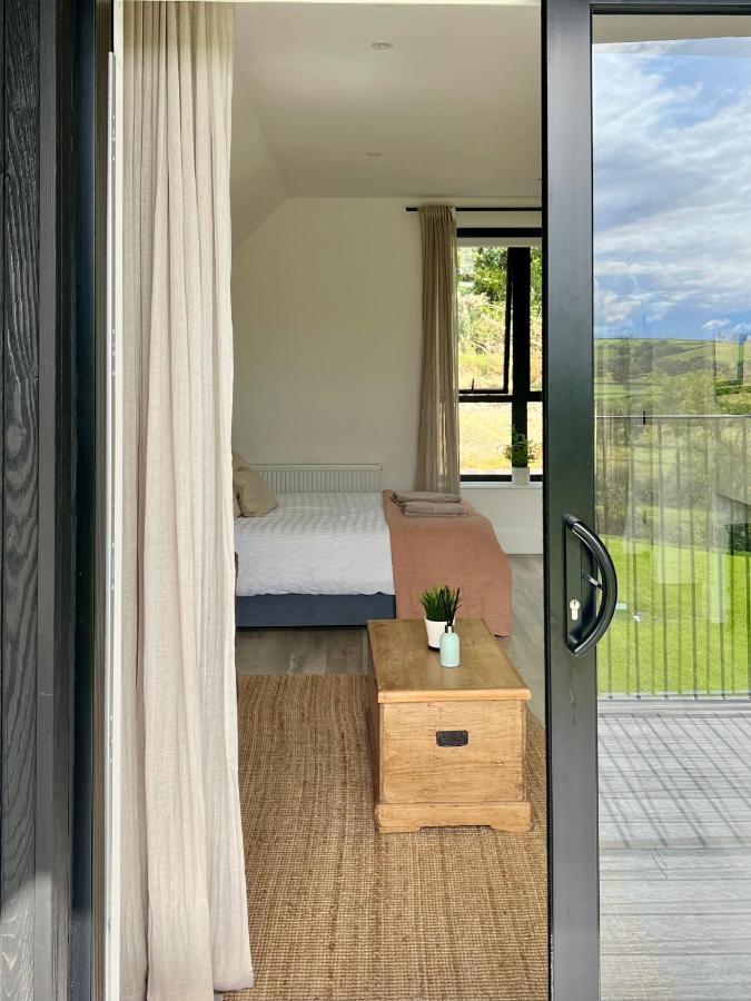 The Loft Studio Apartment - Above Detached New Build Garage Llanymynech エクステリア 写真